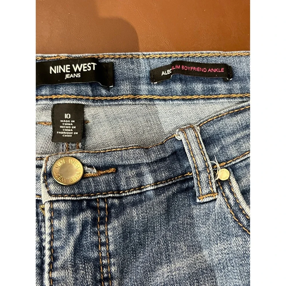 Nine West Jeans Alec Slim Boyfriend Ankle Medium Wash‎ Blue Denim Size 10